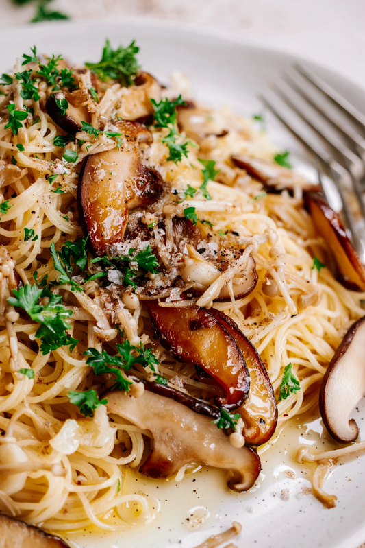 PASTA WITH WILD MUSHROOMS, GARLIC & SMOKED OLIVE OIL